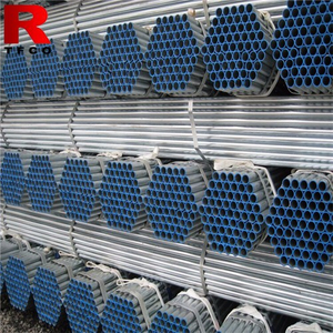 Threading Galvanized Steel Pipes