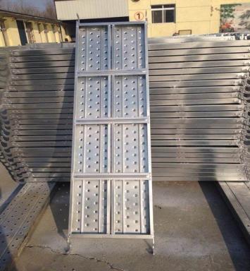 Foot Pedal and Board Metal Decking Scaffolding Plank